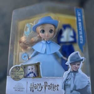 Warner Bros. Wizarding World Doll - Light Blue Outfit